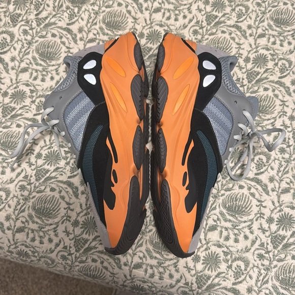 Yeezy 700 v1 Wash Orange Size 12 Used 9.5/10 condition - Picture 6 of 9